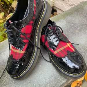 EUC Doc Martens Marnie Brogue Wmns size 8